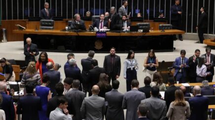 Senado aprova projeto que cria a Política Nacional de Minerais Críticos e Estratégicos com bilhões em incentivos