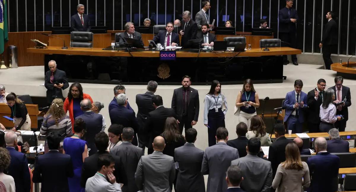 Senado aprova projeto que cria a Política Nacional de Minerais Críticos e Estratégicos com bilhões em incentivos