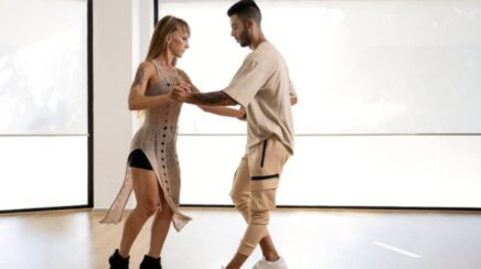 Setembro em Movimento promove aulões gratuitos de forró e sertanejo no Porto Velho Shopping