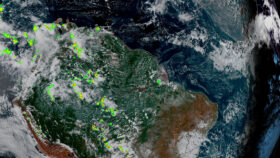 GOES-19 mostra atmosfera carregada sobre Rondônia, com possibilidade de chuvas localizadas e fortes