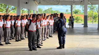 Alunos do CTPM II de Jaci-Paraná sofrem com suspensão de aulas por problemas no transporte de servidores