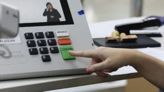 Eleitor que faltou ao 1º turno pode votar no segundo
