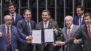 Emenda que acaba com a escala 6×1 deve começar a valer em até 60 dias