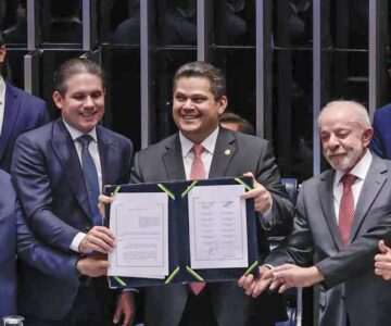 Emenda que acaba com a escala 6×1 deve começar a valer em até 60 dias