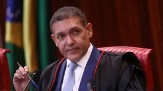 Kassio suspende propaganda do PT sobre caso Master
