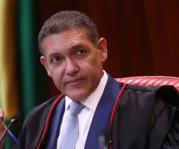 Kassio suspende propaganda do PT sobre caso Master