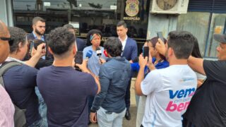 Sílvia Cristina vai à PF e pede apuração de áudio com ofensas racistas