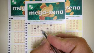 Mega-Sena acumula e prêmio pode chegar a R$ 92 milhões