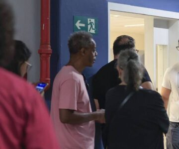 Eleitores têm até as 17h no horário de Brasília para votar nas Eleições 2026