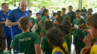 TRT-14 entrega brinquedos e kits escolares a crianças em Porto Velho