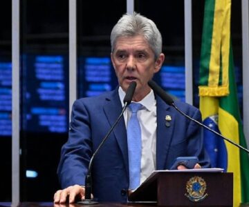 Bagattoli cobra comissão especial para PEC da Transposição