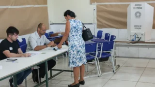 Seis estados e o DF terão segundo turno para governador