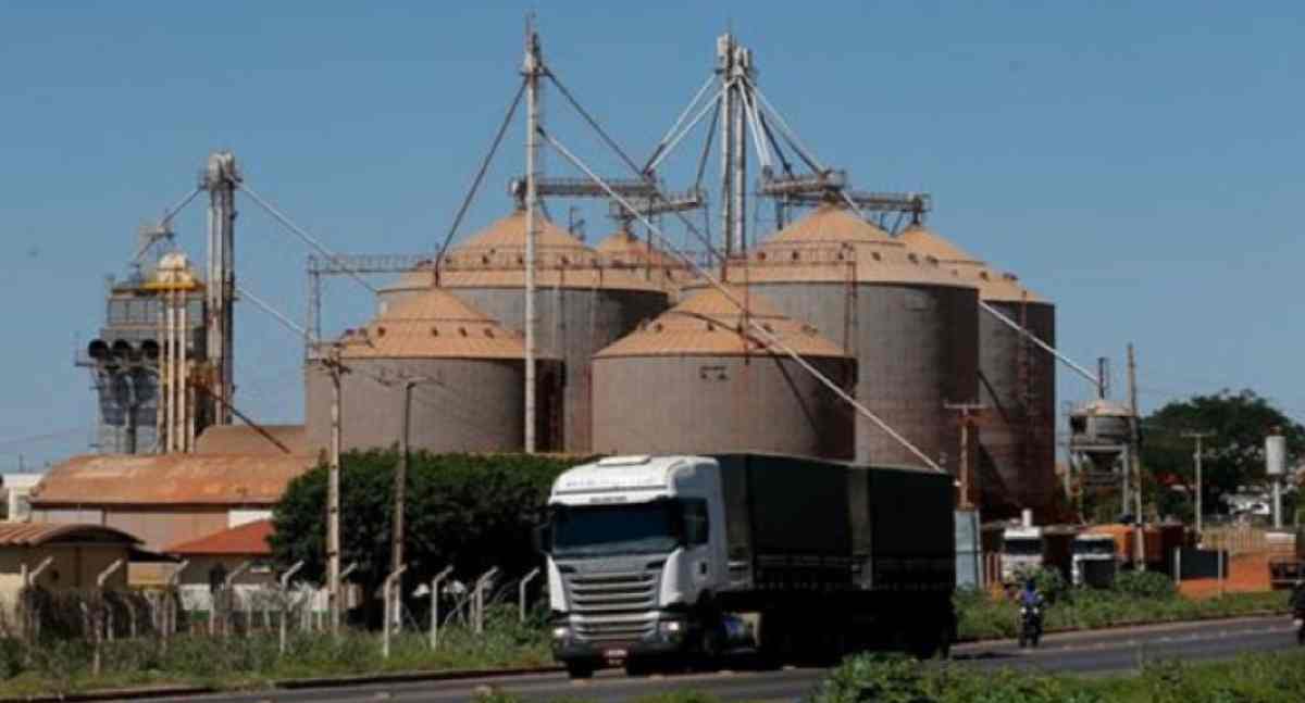 Alta do diesel pressiona fretes agrícolas e importação de fertilizantes cai 15,7%