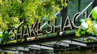 Bold Hospitality Company traz Shake Shack ao Brasil e prevê expansão para 40 restaurantes até 2036