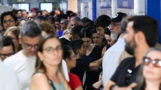 Câmara dos Deputados registra renovação de mais de 35% e elege maior bancada feminina da história