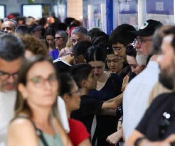 Câmara dos Deputados registra renovação de mais de 35% e elege maior bancada feminina da história