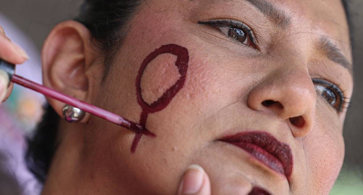 Casos de violência política de gênero crescem 11 vezes no Brasil entre 2022 e 2026