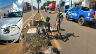 Colisão entre bicicleta elétrica e carro deixa homem gravemente ferido em RO