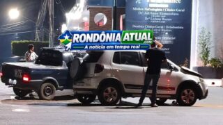 Colisão entre CrossFox e Fiat Strada mobiliza atenção no cruzamento da T-15 em RO