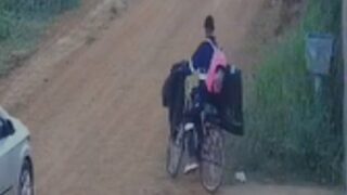 Câmeras flagram suspeito furtando televisão de residência em Porto Velho