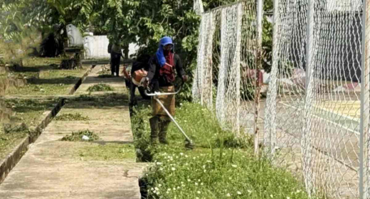 Complexo Poliesportivo Deroche recebe serviços de limpeza em Porto Velho