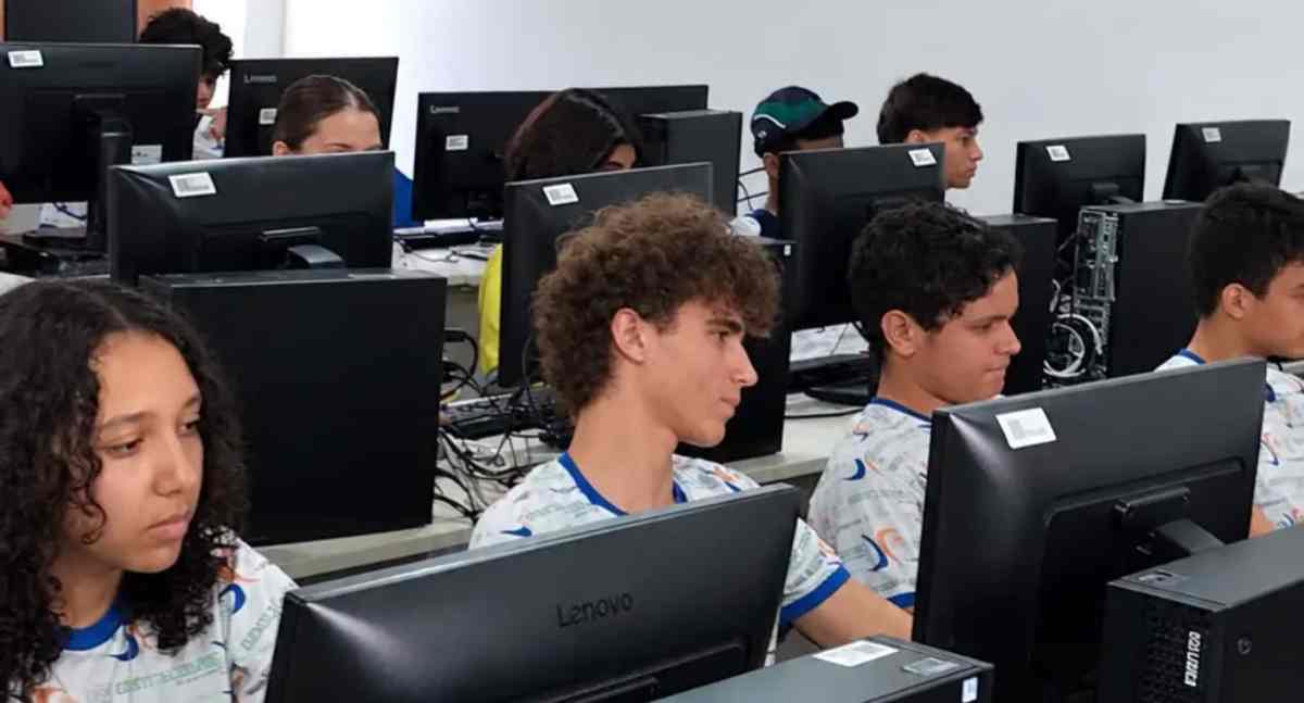 Concurso de mídia estudantil premia equipe de Espigão do Oeste