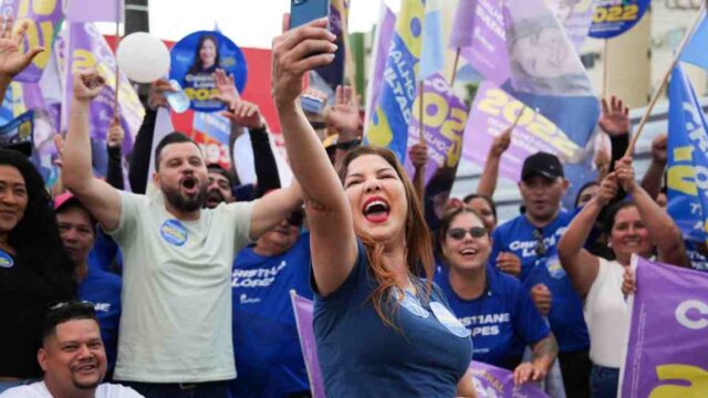 Cristiane  Lopes encerra campanha rumo à reeleição com grande mobilização em Porto Velho