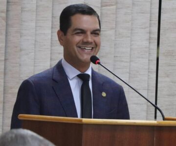 Deputado  Cássio  Gois participa da Sessão Ordinária da Câmara de Espigão do Oeste
