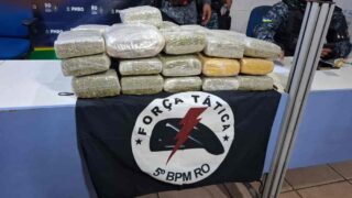 Dois homens são presos com quase 33 kg de maconha na BR-364