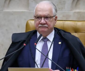 Edson Fachin determina arquivamento de investigações contra Eduardo Bolsonaro, Silas Malafaia e Guilherme Fiúza