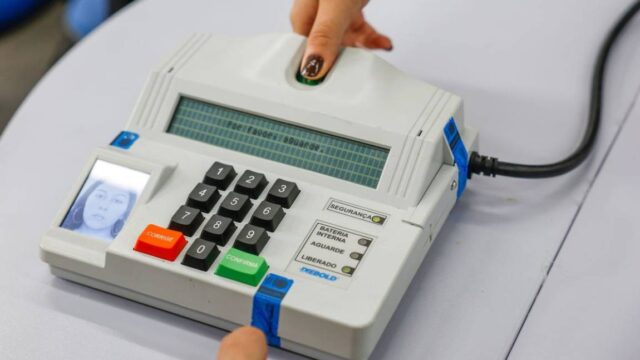 Eleitor pode fiscalizar a totalização dos votos pelo Boletim de Urna