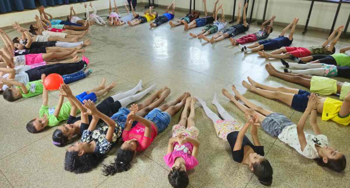 Festa do Dia das Crianças reúne alunos em atividades culturais em Porto Velho