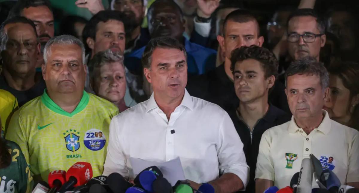 Flávio Bolsonaro continuará respondendo a processos no STF mesmo após fuga para os Estados Unidos