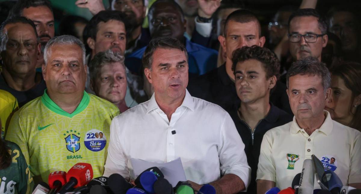 Flávio Bolsonaro questiona decisão do STF e anuncia que pedirá a anulação do segundo turno das eleições