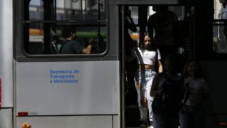 Governo envia PEC que destina R$ 12 bilhões de emendas para tarifa zero em fins de semana