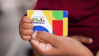 Governo federal desmente fake news sobre fim da escala 6×1 e cortes no Bolsa Família e Gás do Povo