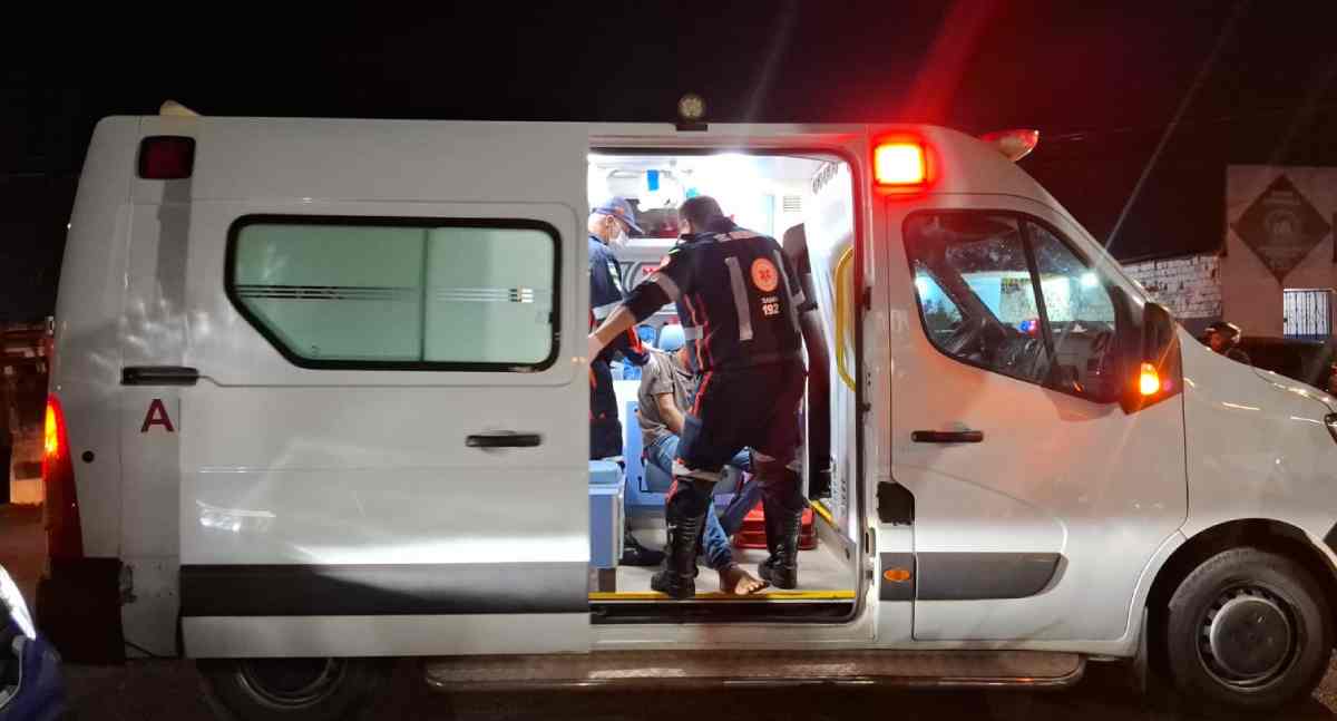 Homem é esfaqueado na cabeça na Avenida Mamoré