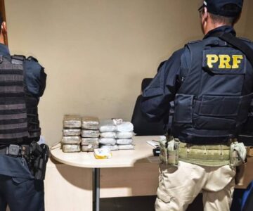 Homem é preso com 17 quilos de drogas em terminal rodoviário de Pimenta Bueno