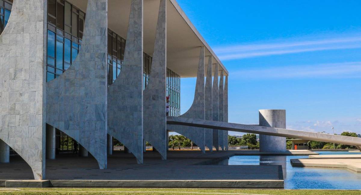 IFI prevê impacto fiscal de R$ 40 bilhões com medidas de Lula