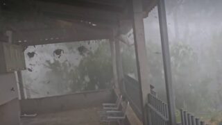 Imagens de vendaval assusta moradores em Alto Alegre dos Parecis em RO