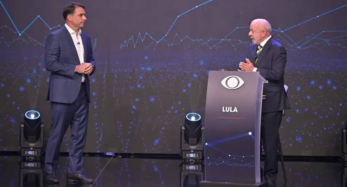 Lula e Flávio Bolsonaro assinam acordo no TSE e autorizam quebra simultânea de sigilos bancário, fiscal e telefônico