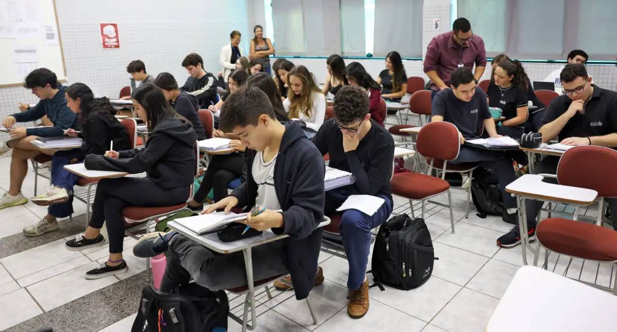 MEC abre inscrições para 50 mil vagas remanescentes do Fies 2026/2 com opção de financiamento integral