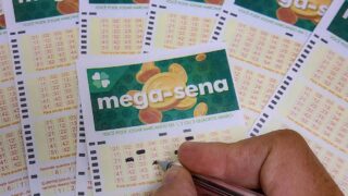 Mega-Sena acumula e prêmio principal estima R$ 320 milhões para o próximo sorteio