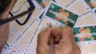 Mega-Sena acumula mais uma vez e prêmio para o próximo sorteio chega a R$ 230 milhões