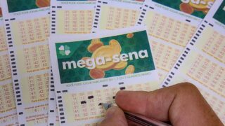 Mega-Sena pode pagar prêmio de R$ 75 milhões
