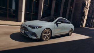 Mercedes-Benz abre pré-venda do CLA 200 AMG Line no Brasil