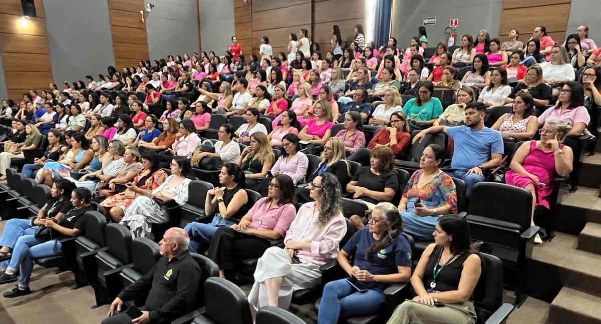 Outubro Rosa reúne servidoras em ação de saúde em Porto Velho
