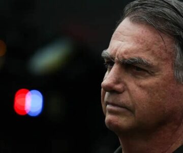 PGR emite parecer favorável para que Flávio Bolsonaro retome visitas ao pai em prisão domiciliar