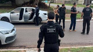 Polícia Civil cumpre mandados e prende homem em flagrante durante operação em Seringueiras