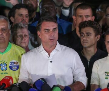 Polícia Federal abre investigação sobre fuga de Flávio Bolsonaro após descumprimento de medidas cautelares do STF